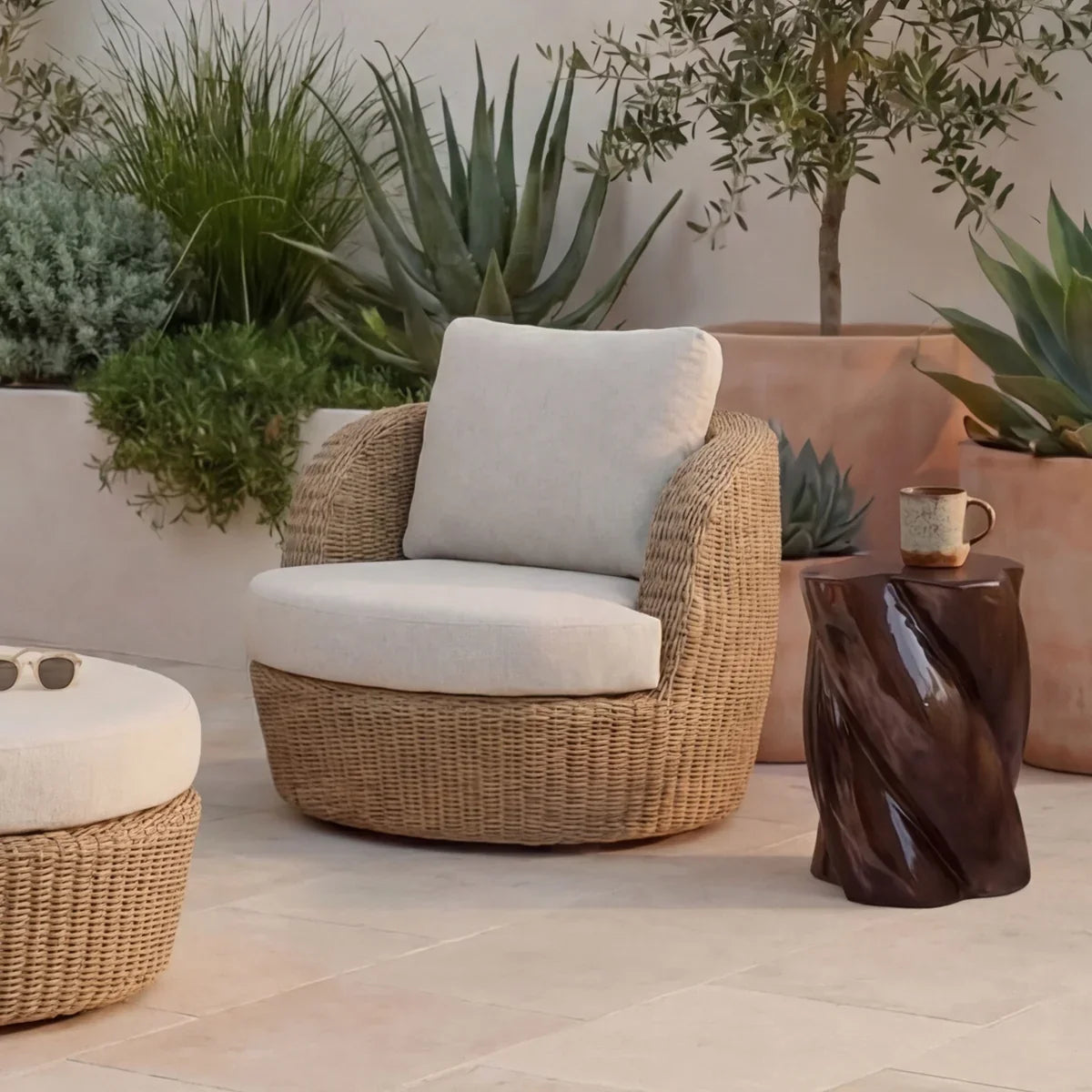 Outdoor Armchairs
