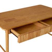 Pippa Desk