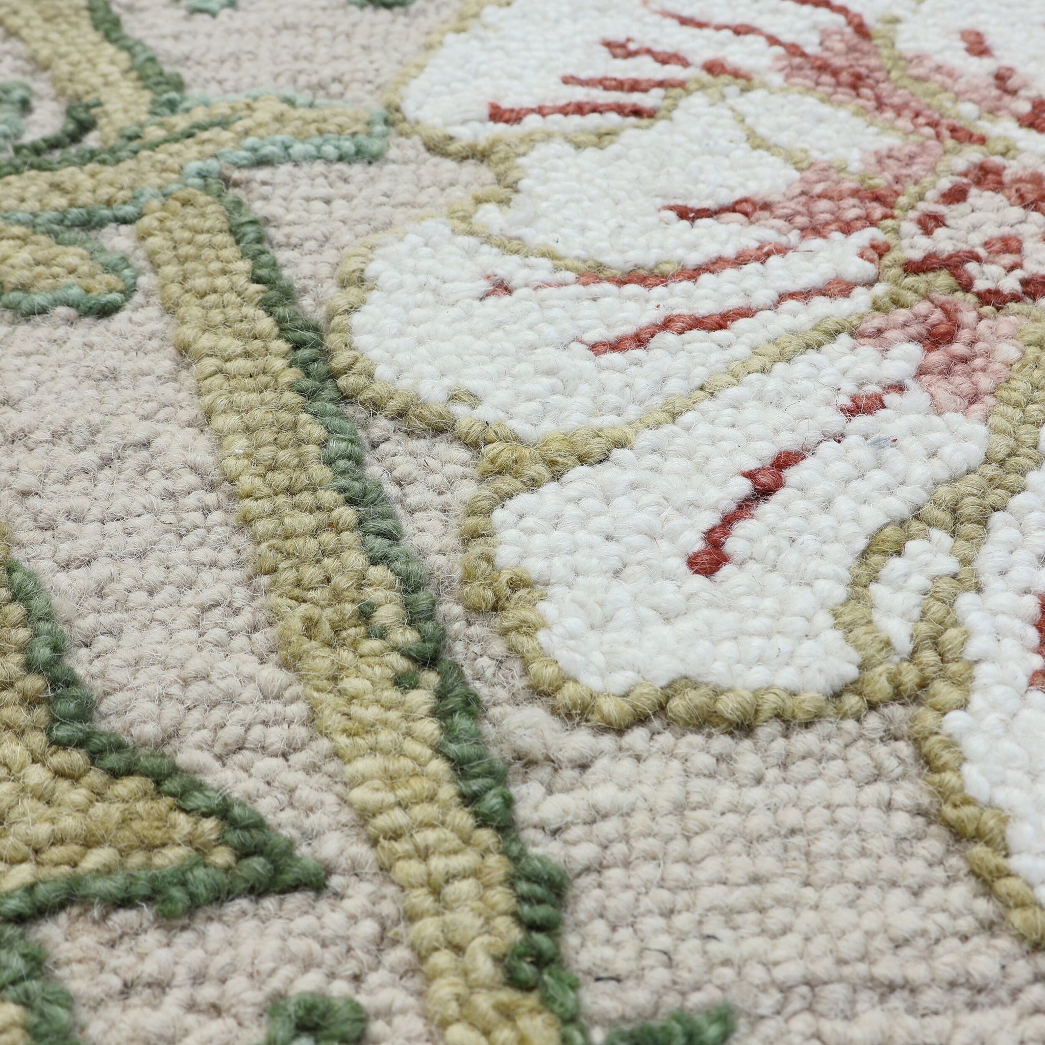 Wild Poppy Wool Rug 150x240cm